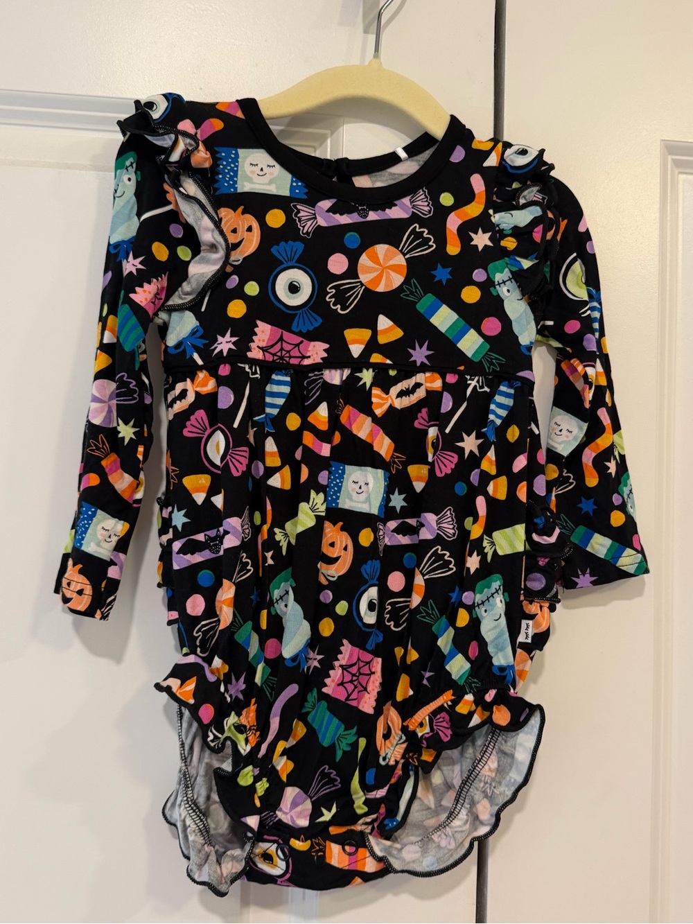NWT Little Sleepies Halloween Haul Long Sleeve Bubble Romper with Ruffle Butt